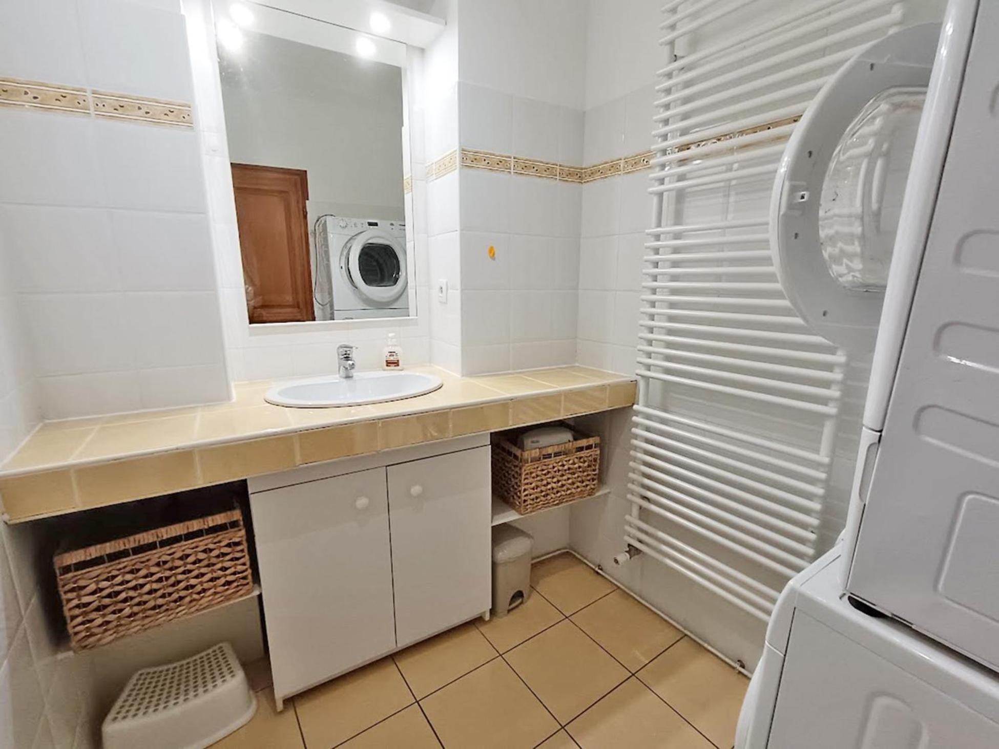 Apartment Le Petit Cerf, T3, Wifi, Cave *